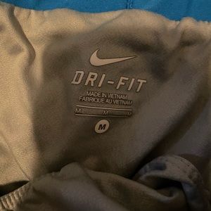 Nike shorts size medium